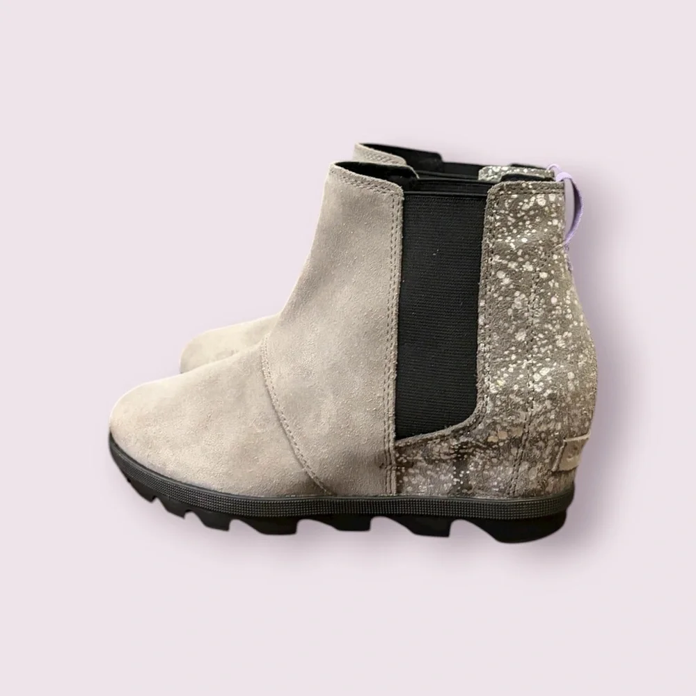 Sorel Joan of Arctic II Wedge Chelsea Gray Ankle Boots